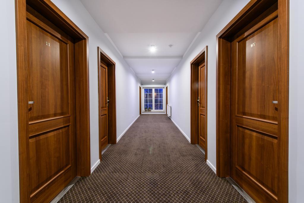 Hotel Nowy Dwor Trzebnica Eksteriør bilde