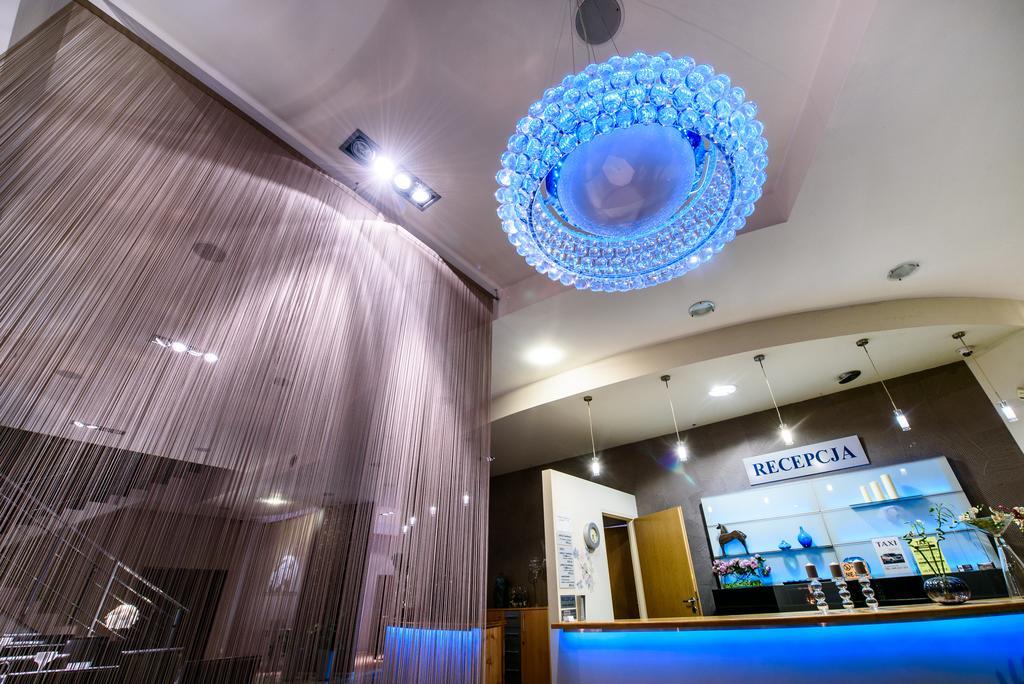 Hotel Nowy Dwor Trzebnica Eksteriør bilde